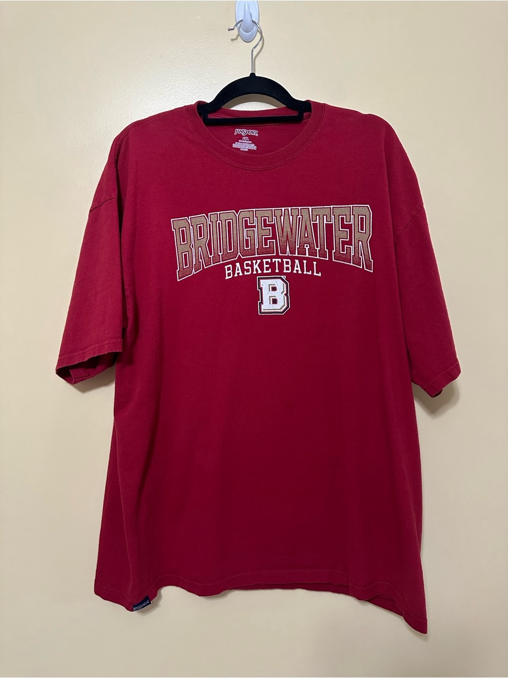 Jansport Bridgewater College Basketball T-shirt Men 2XL Red Graphic